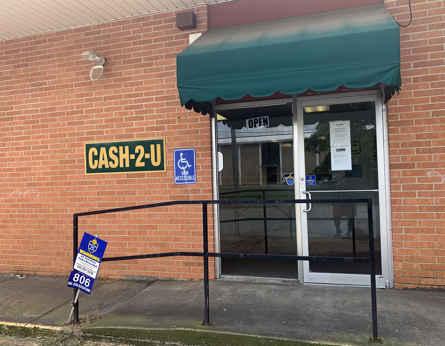 Cash 2 U 01