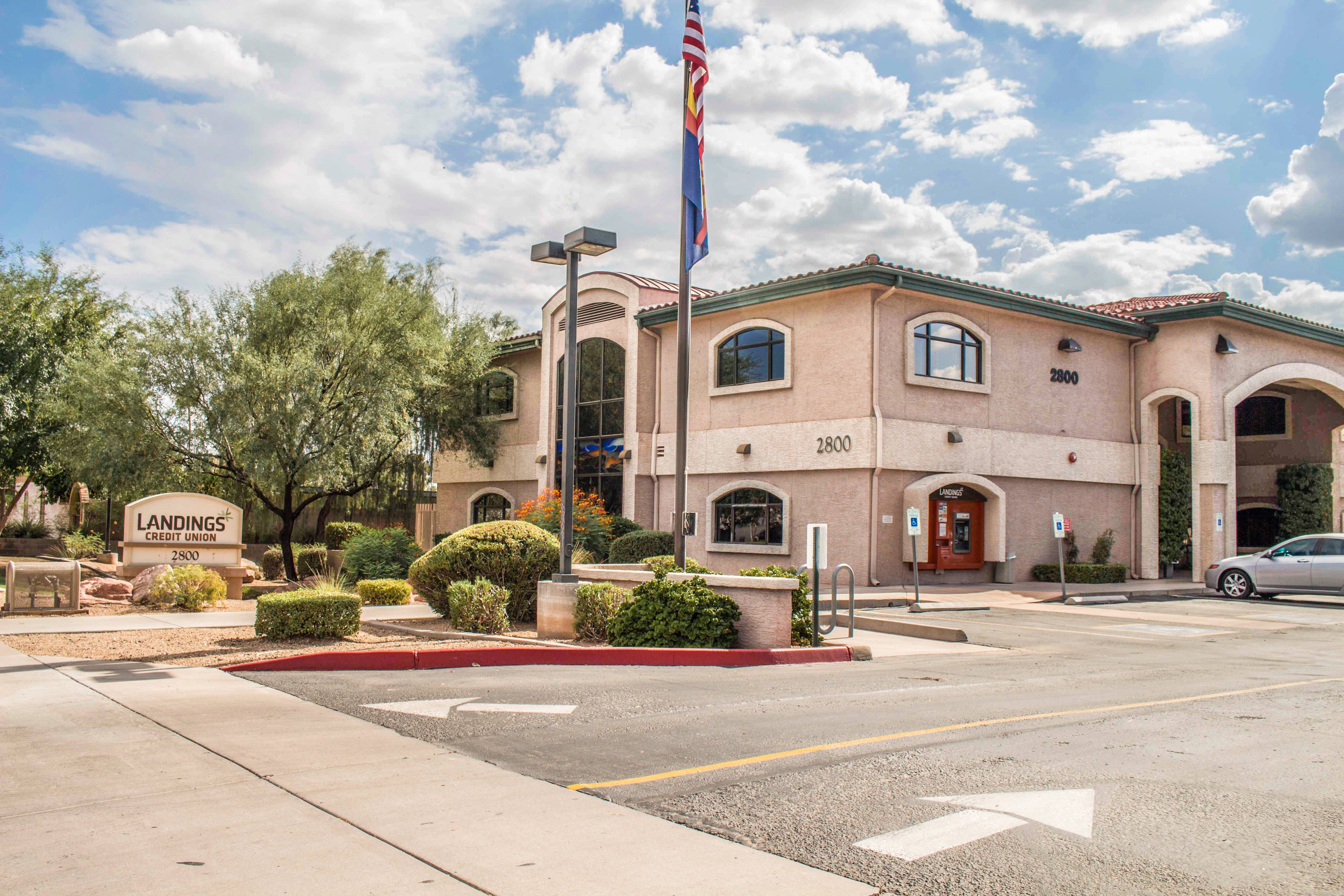 Landings Credit Union - Tempe (Main) Branch 01