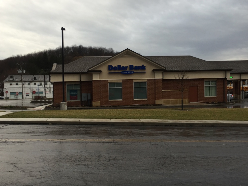 Dollar Bank 01
