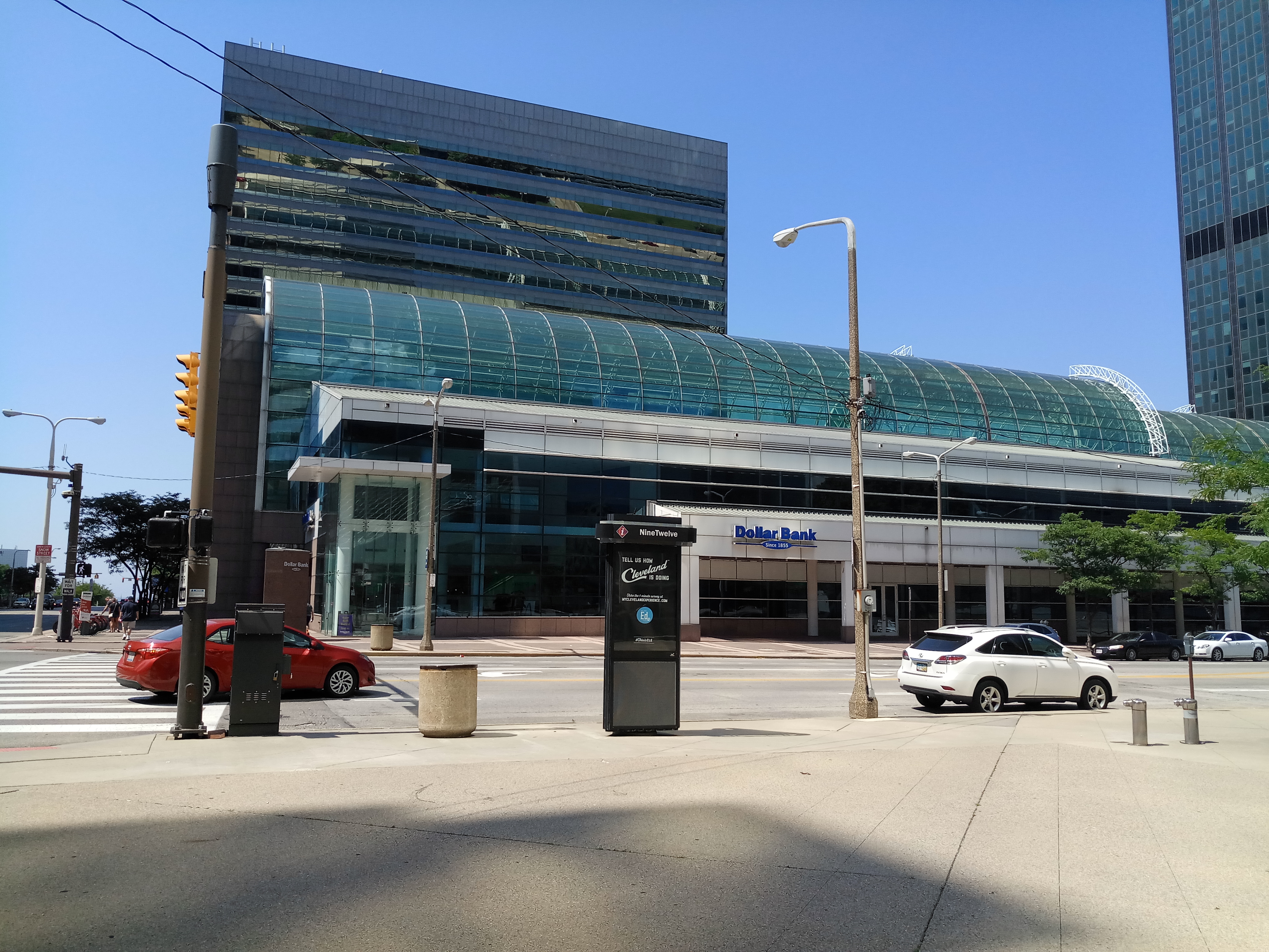 Dollar Bank Headquarters Cleveland 01