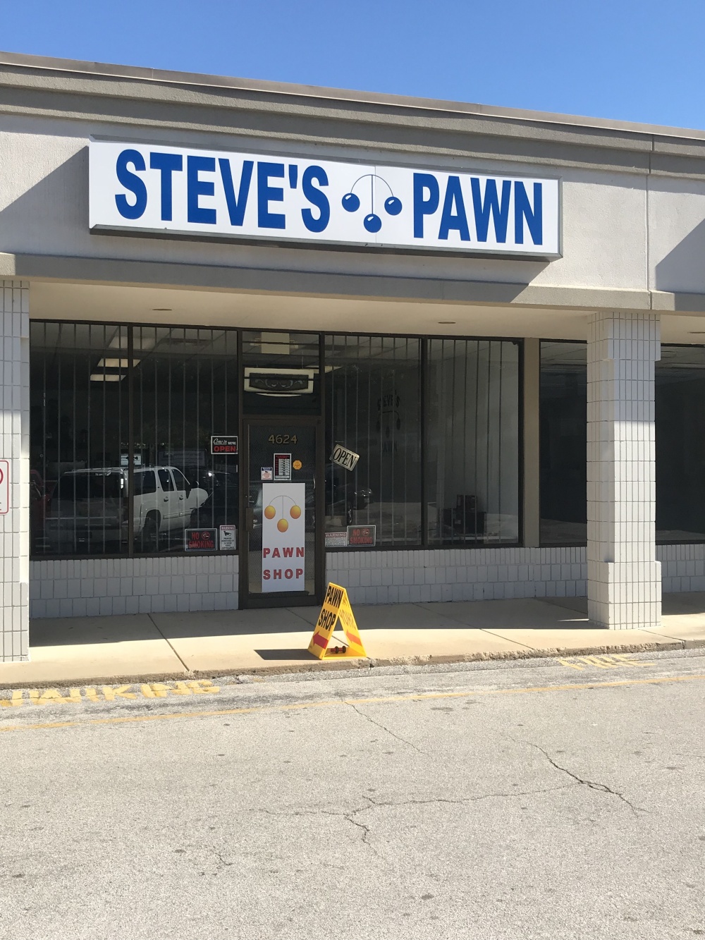Steve’s Pawn 01