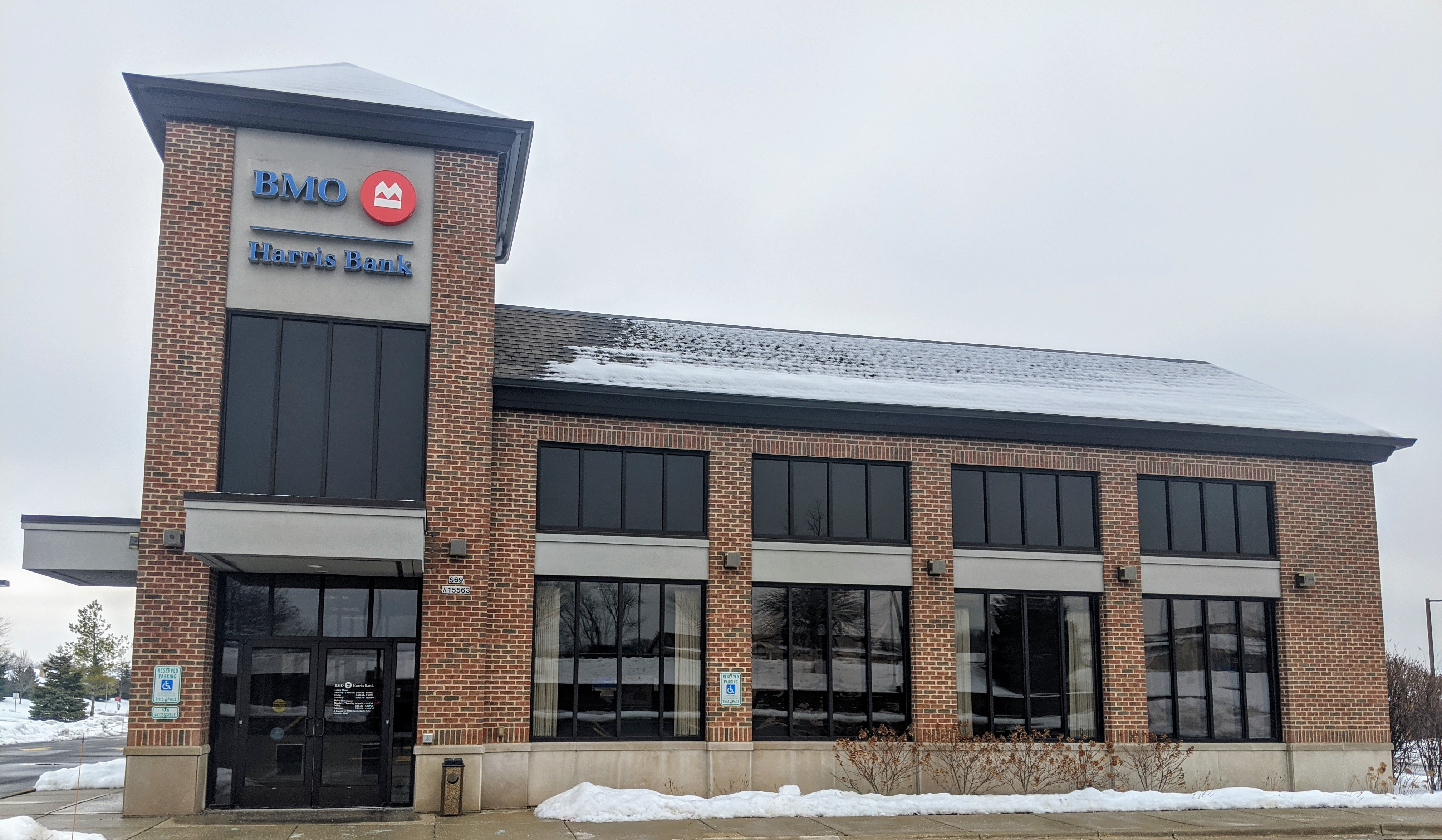 BMO Harris Bank 01