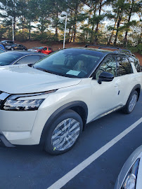 Lee Nissan 04