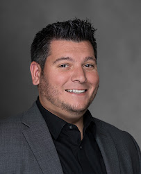 Christopher Hutchins at CrossCountry Mortgage, LLC 02